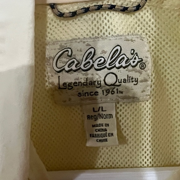 Cabelas Light Yellow Short Sleeve Shirt - Picture 6 of 7